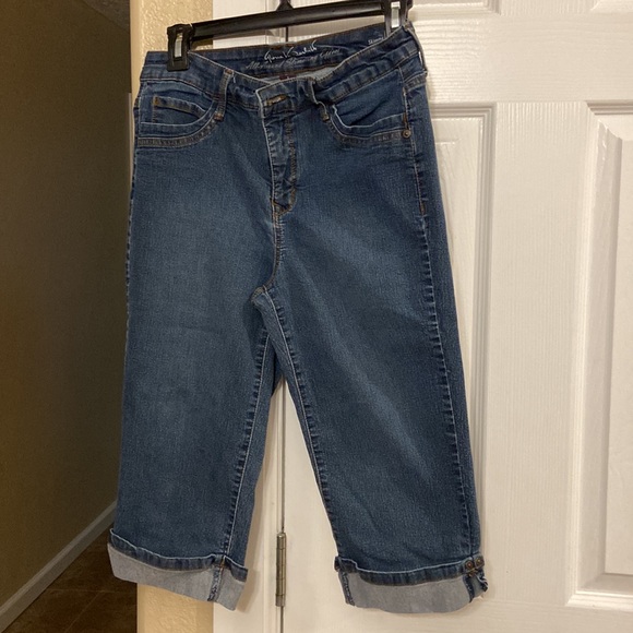 Gloria Vanderbilt Shorts Dark Denim wash - Picture 5 of 7